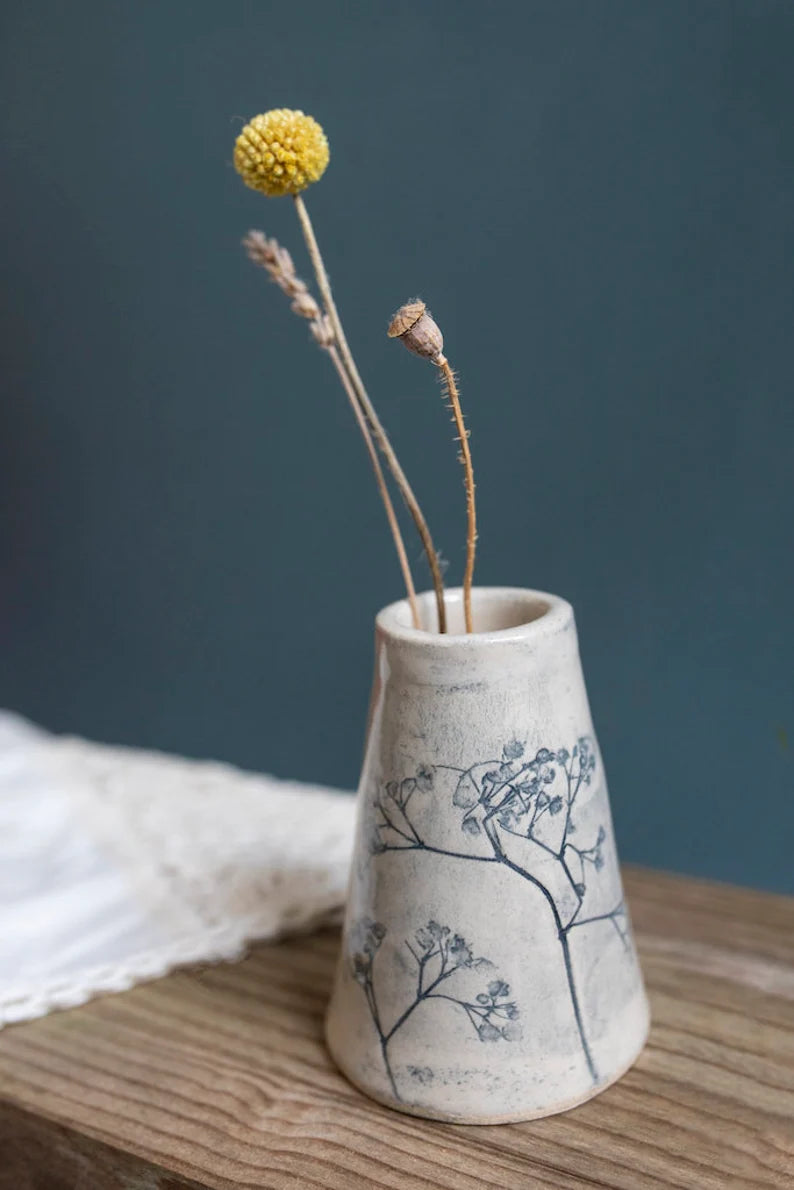 Ceramic Wild Flower Embossed Bud Stem Vase